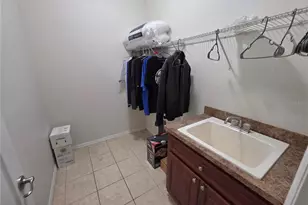 4266 High Ridge Ave, Spring Hill, FL 34609 - Photo 19