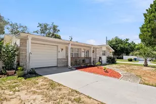 3498 Thunderbird Ave, Spring Hill, FL 34606 - Photo 3