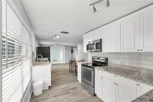 919 Peninsula Rd, Tarpon Springs, FL 34689 - Photo 13