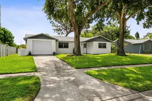 919 Peninsula Rd, Tarpon Springs, FL 34689 - Photo 3