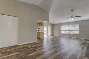 7926 Foxwood Dr, New Port Richey, FL 34653 - Photo 7