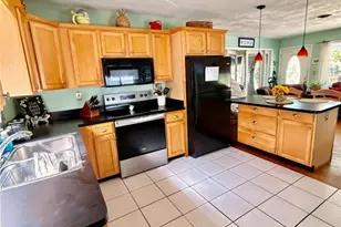 1249 Sedeeva Cir S, Clearwater, FL 33755 - Photo 9