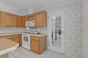 82221 F Street N, Pinellas Park, FL 33781 - Photo 13