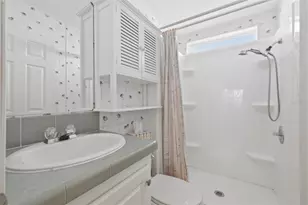 82221 F Street N, Pinellas Park, FL 33781 - Photo 25