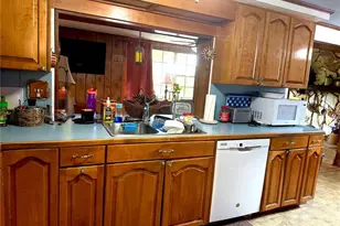 12204 Bear Creek Ln, Hudson, FL 34667 - Photo 5