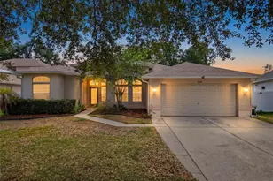 2021 Rutherford Dr, Dover, FL 33527 - Photo 1