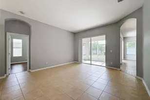 2021 Rutherford Dr, Dover, FL 33527 - Photo 11