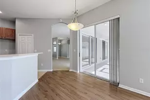2021 Rutherford Dr, Dover, FL 33527 - Photo 13