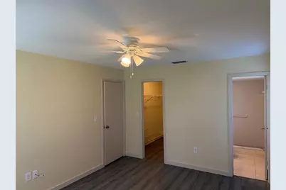 9221 Repondo Pl, New Port Richey, FL 34655 - Photo 11