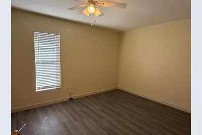 9221 Repondo Pl, New Port Richey, FL 34655 - Photo 11