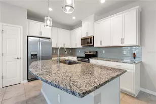 1100 Coral Ln, Dunedin, FL 34698 - Photo 9