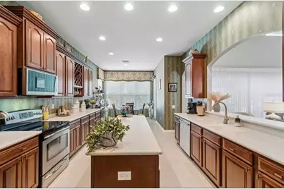 13800 Crest Lake Drive, Hudson, FL 34669 - Photo 31