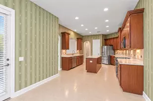 13800 Crest Lake Dr, Hudson, FL 34669 - Photo 15