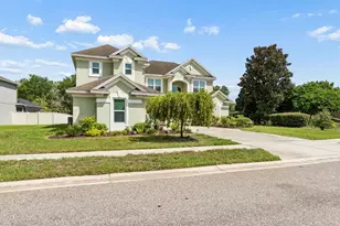 13800 Crest Lake Dr, Hudson, FL 34669 - Photo 11