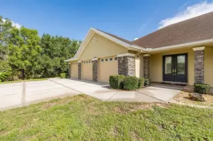 343 Royal Palm Way, Spring Hill, FL 34608 - Photo 9