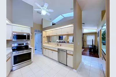 12380 Tansboro Street, Spring Hill, FL 34608 - Photo 11