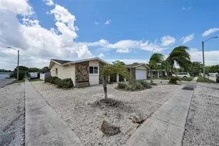 5834 Embay Ave, New Port Richey, FL 34652 - Photo 5