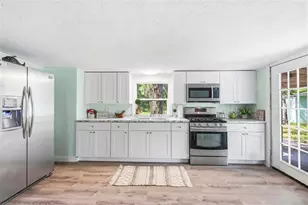 12307 Eagle Lake Ave, New Port Richey, FL 34654 - Photo 17