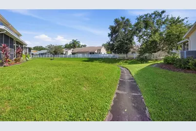 7807 Hardwick Drive #126, New Port Richey, FL 34653 - Photo 13