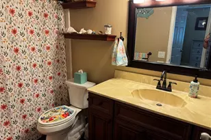 10707 Salamanca Dr, Port Richey, FL 34668 - Photo 9