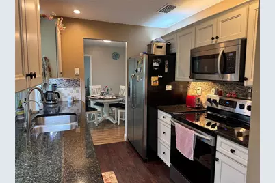 10707 Salamanca Drive, Port Richey, FL 34668 - Photo 7
