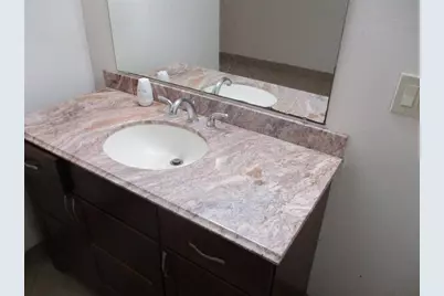 302 E 130th Avenue, Tampa, FL 33612 - Photo 11