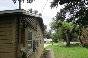 302 E 130th Ave, Tampa, FL 33612 - Photo 5