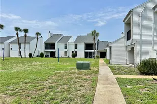 705 Haven Pl, Tarpon Springs, FL 34689 - Photo 23