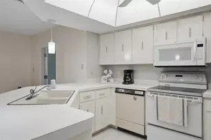 5431 Alderwood St, Spring Hill, FL 34606 - Photo 13