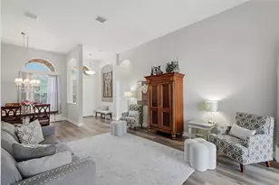 12903 Drakefield Dr, Spring Hill, FL 34610 - Photo 11