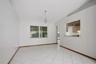 1325 W Sorrento Dr, Citrus Springs, FL 34434 - Photo 5