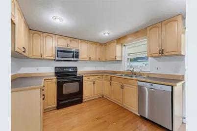 1116 E Oakwood Street, Tarpon Springs, FL 34689 - Photo 21