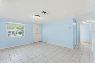 1116 E Oakwood St, Tarpon Springs, FL 34689 - Photo 13