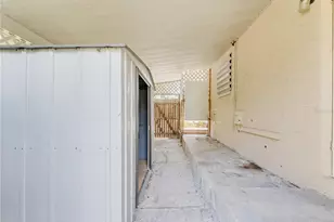 1116 E Oakwood St, Tarpon Springs, FL 34689 - Photo 55