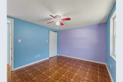 1116 E Oakwood Street, Tarpon Springs, FL 34689 - Photo 37
