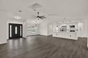 12186 Lamont Dr, Spring Hill, FL 34608 - Photo 7
