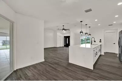 12186 Lamont Drive, Spring Hill, FL 34608 - Photo 11