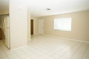 10124 Carrin Rd, Spring Hill, FL 34608 - Photo 7