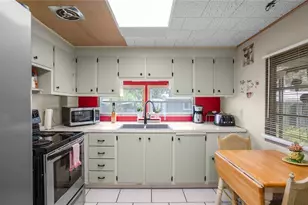 3896 Picciola Rd, Fruitland Park, FL 34731 - Photo 7