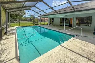 1463 Brigadier Dr, Spring Hill, FL 34608 - Photo 5