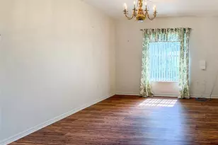 1463 Brigadier Dr, Spring Hill, FL 34608 - Photo 11