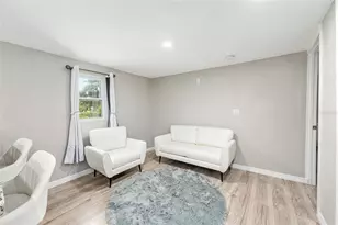 416 SW 5th St, Chiefland, FL 32626 - Photo 5