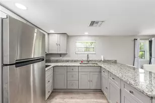416 SW 5th St, Chiefland, FL 32626 - Photo 7