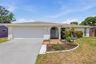 9105 Hunt Club Ln, Port Richey, FL 34668 - Photo 3