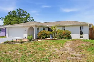 9105 Hunt Club Ln, Port Richey, FL 34668 - Photo 5