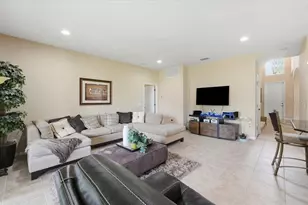 268 Oaklanding Ln, Mulberry, FL 33860 - Photo 9