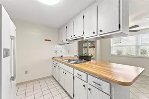 7203 Cherry Laurel Dr, Port Richey, FL 34668 - Photo 25