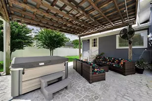 3421 Iris St N, Saint Petersburg, FL 33704 - Photo 39