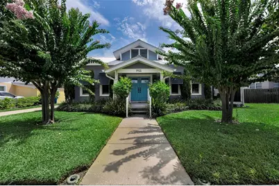 3421 Iris Street N, Saint Petersburg, FL 33704 - Photo 1