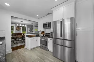 3421 Iris St N, Saint Petersburg, FL 33704 - Photo 19